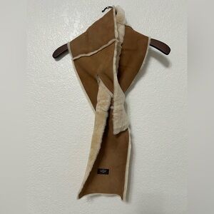 UGG Shearling Scarf NWT
